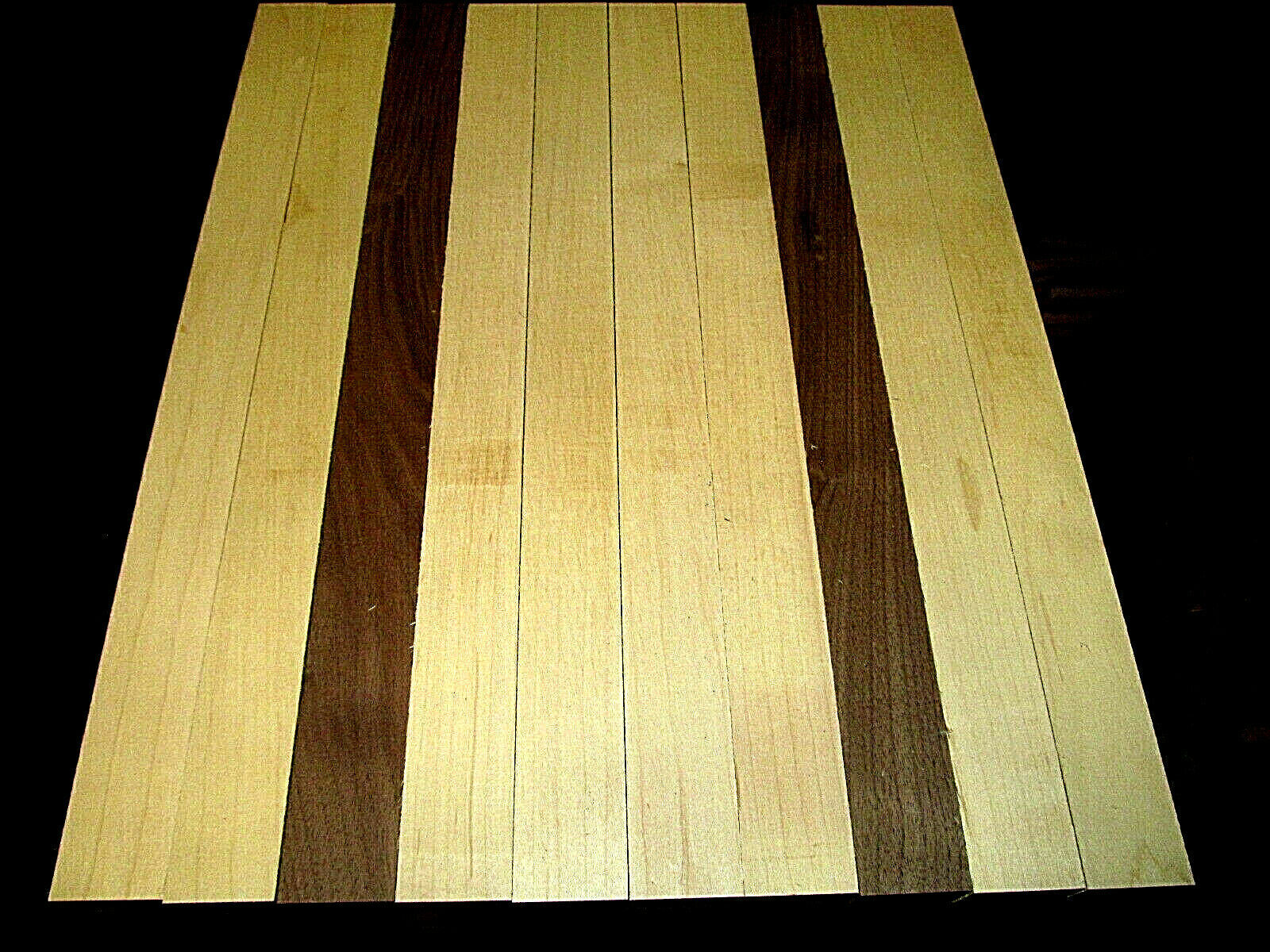 ASSEMBLY READY CUTTING BOARD KITS S4S WALNUT & HARD MAPLE